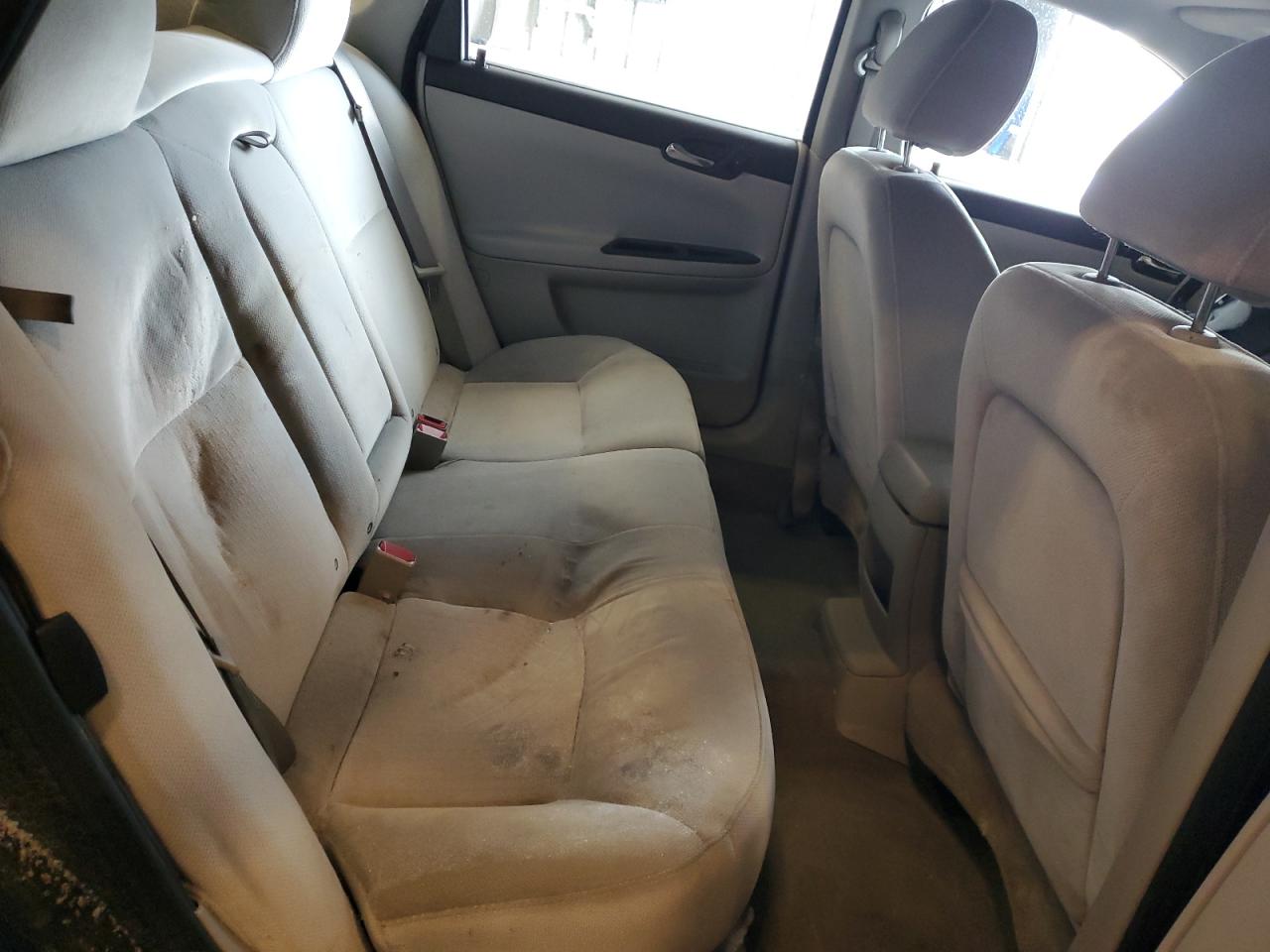 2013 Chevrolet Impala - Image 10