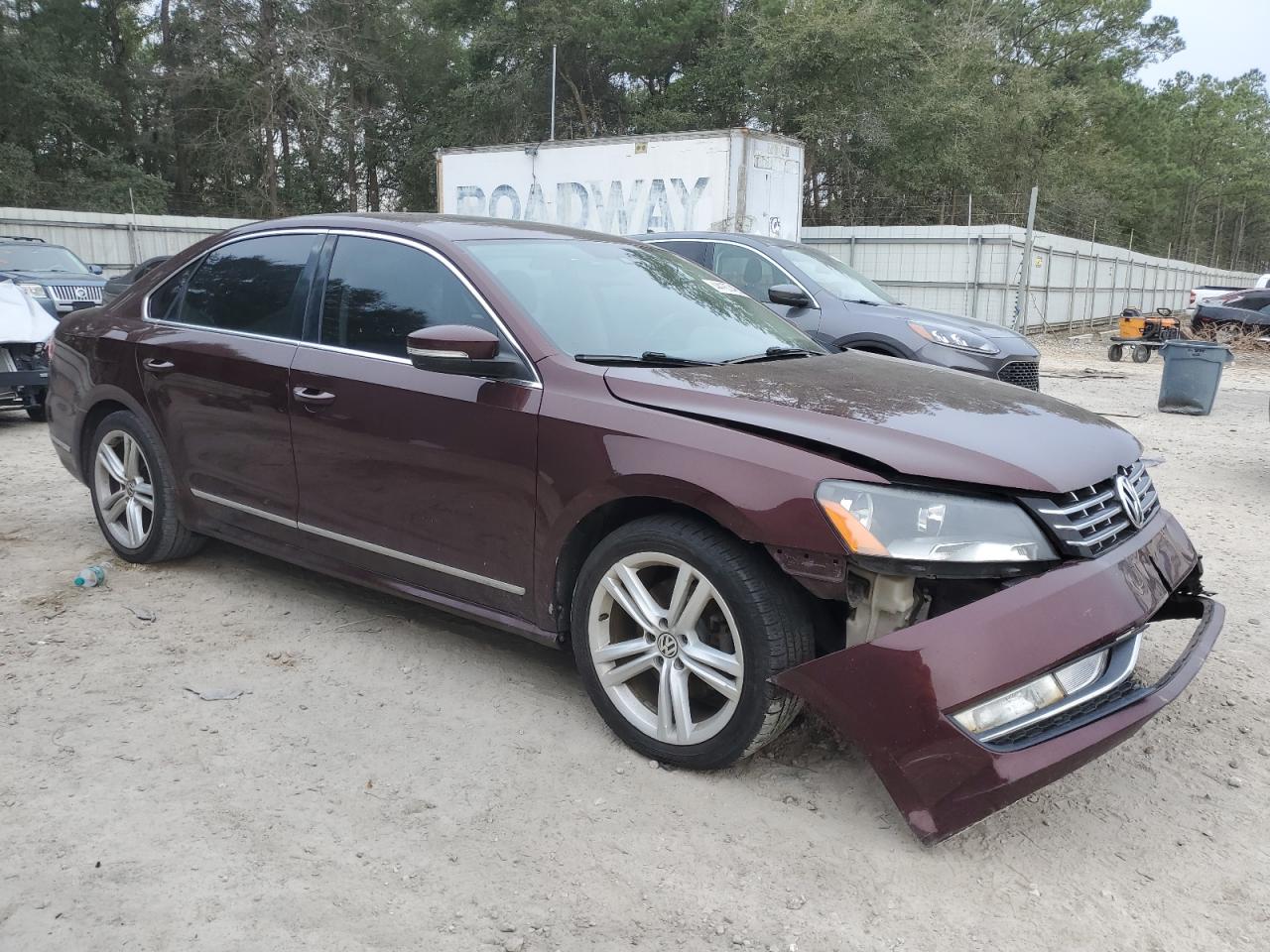 2014 Volkswagen Passat - Image 4