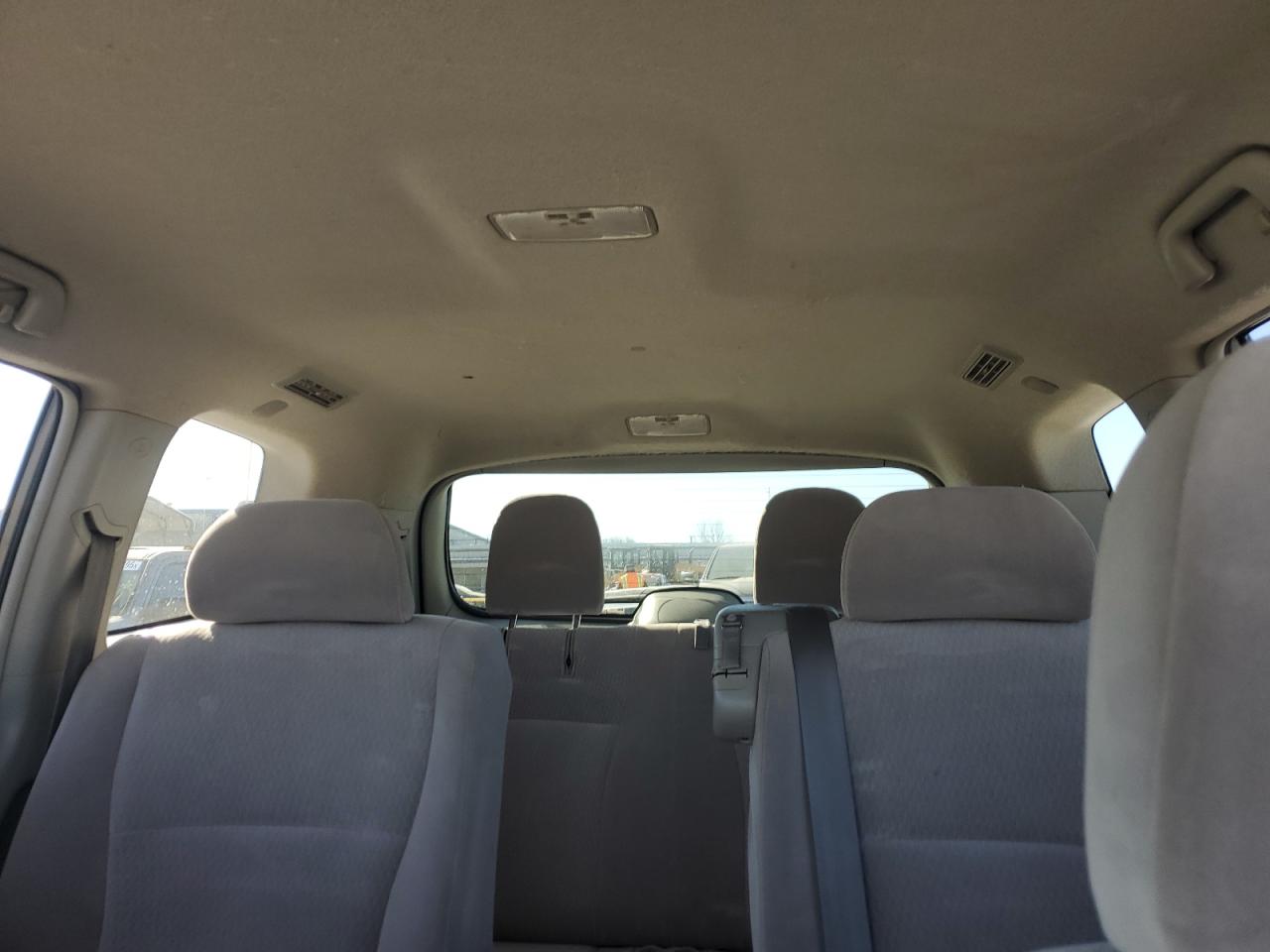 2010 Toyota Highlander - Image 10