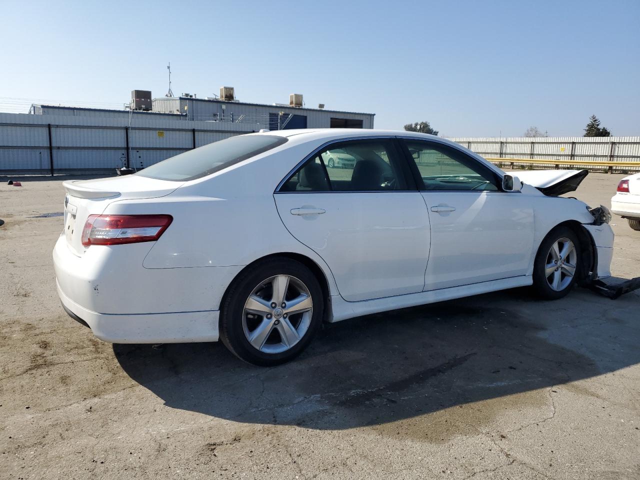 2010 Toyota Camry - Image 3