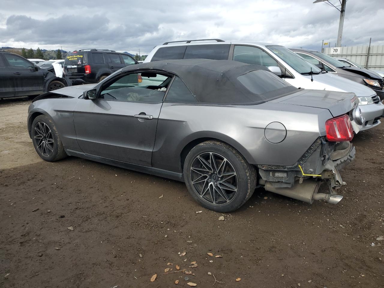 2011 Ford Mustang - Image 2