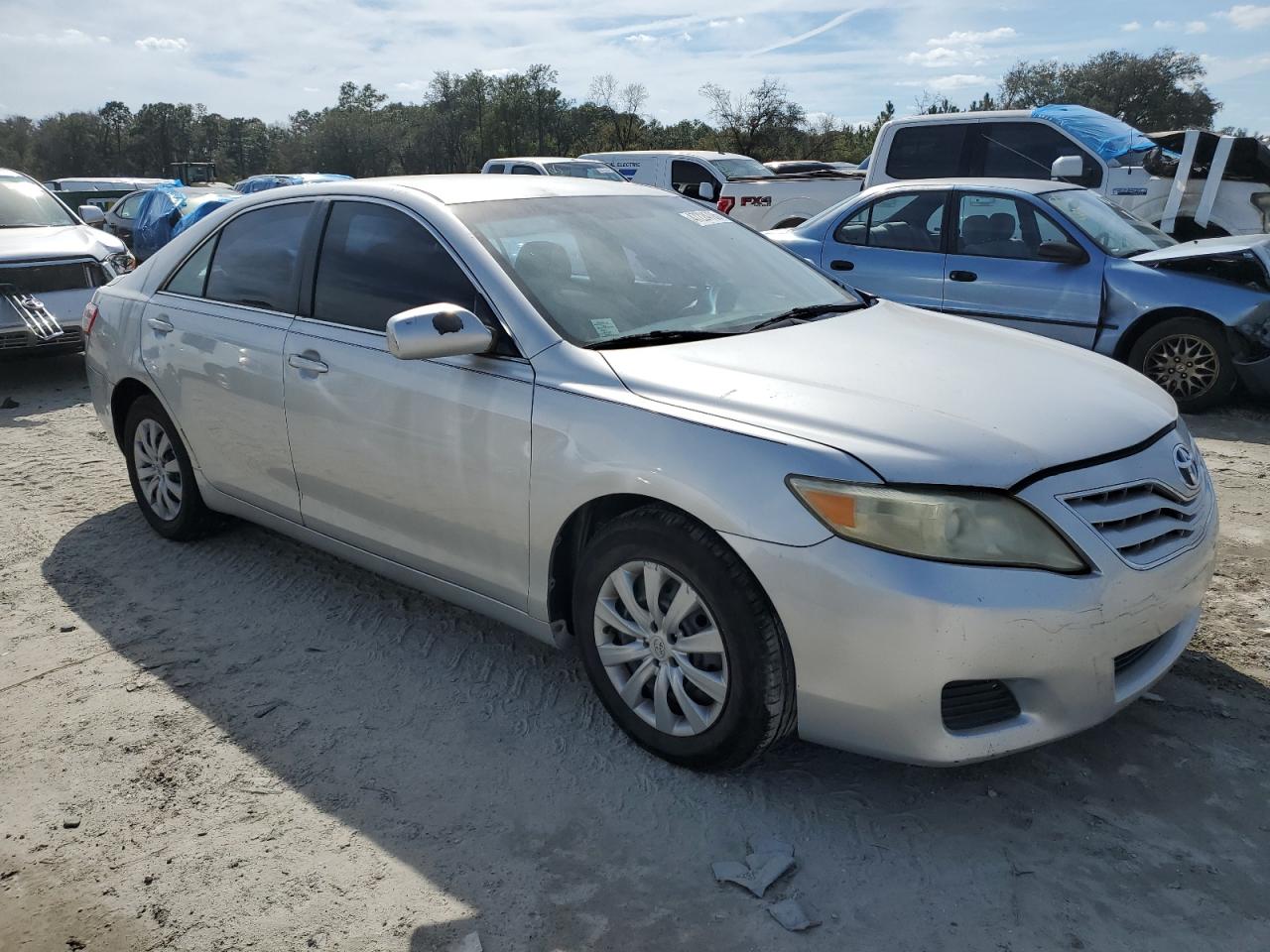 2011 Toyota Camry - Image 4