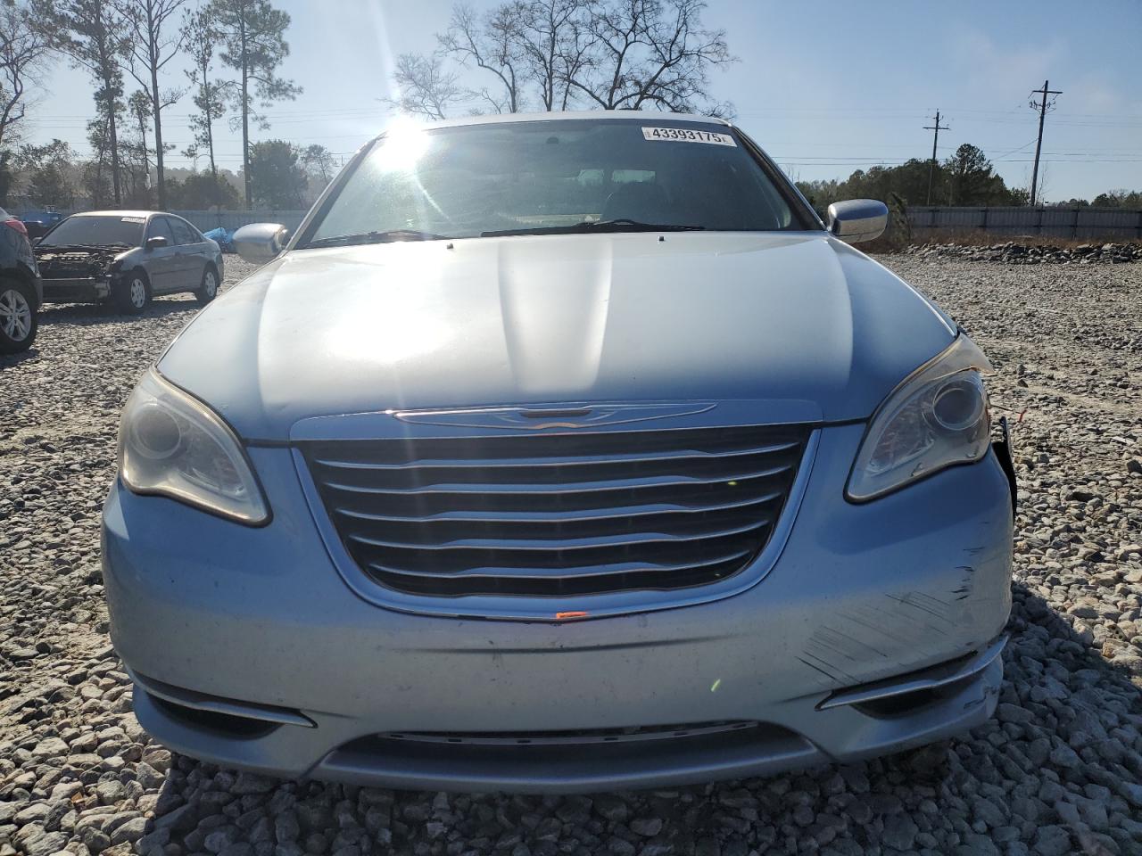 2013 Chrysler 200 - Image 5