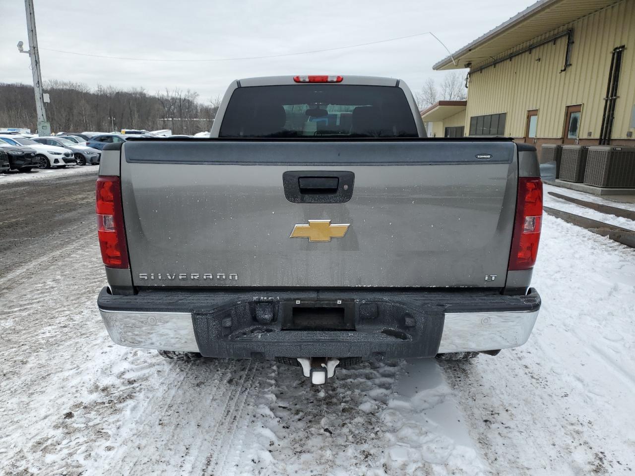 2012 Chevrolet Silverado - Image 6