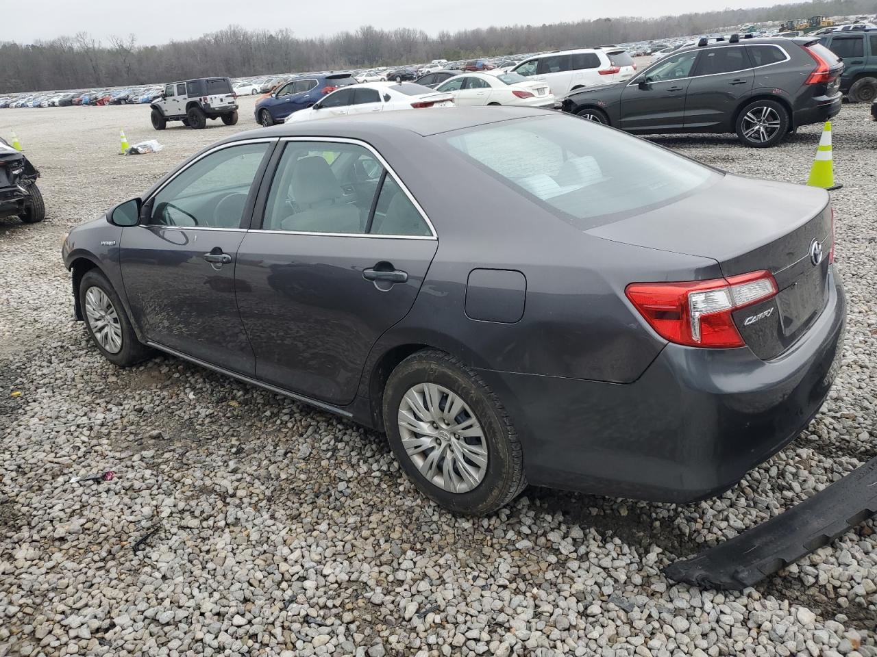 2014 Toyota Camry - Image 2