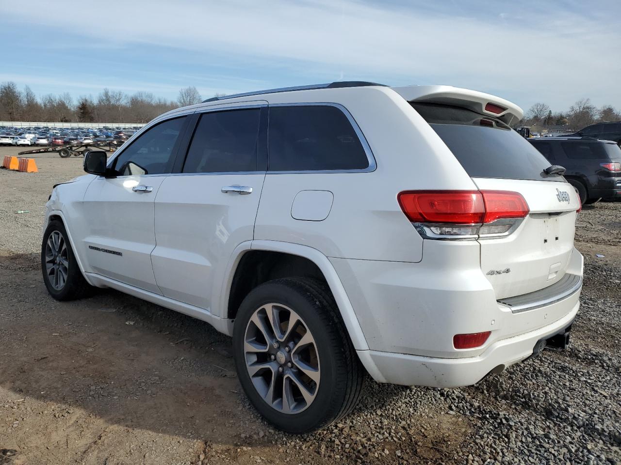 2018 Jeep Grand Cherokee - Image 2