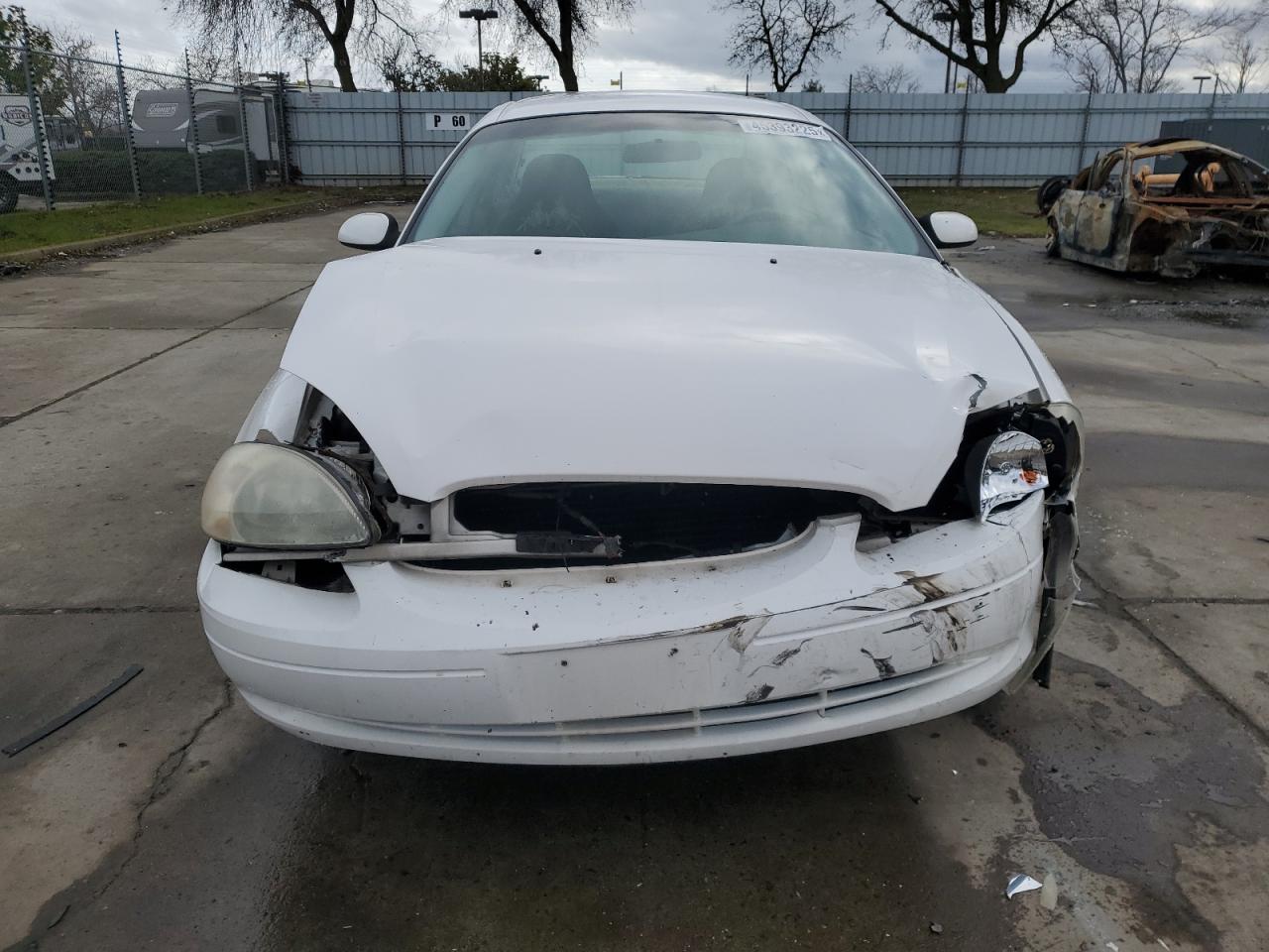 2001 Ford Taurus - Image 5