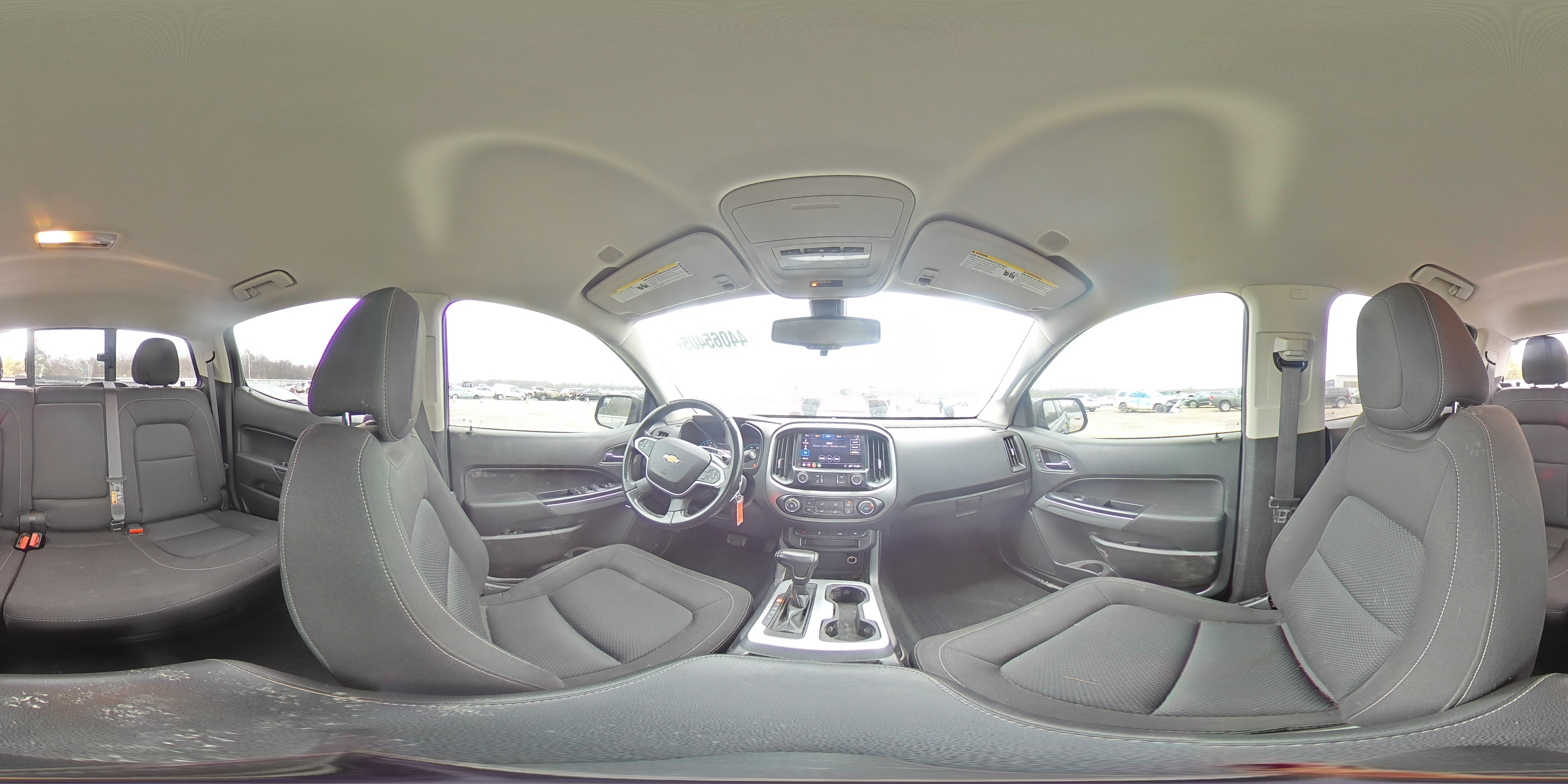 2020 Chevrolet Colorado - Image 13
