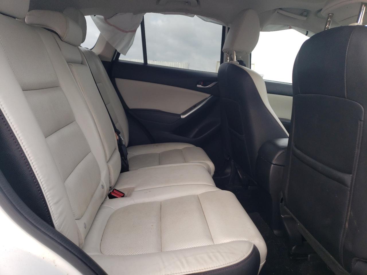 2016 Mazda CX-5 - Image 11
