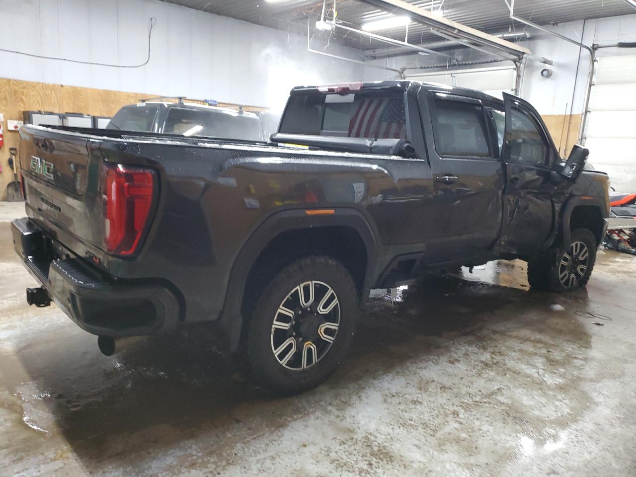 2020 GMC Sierra - Image 3