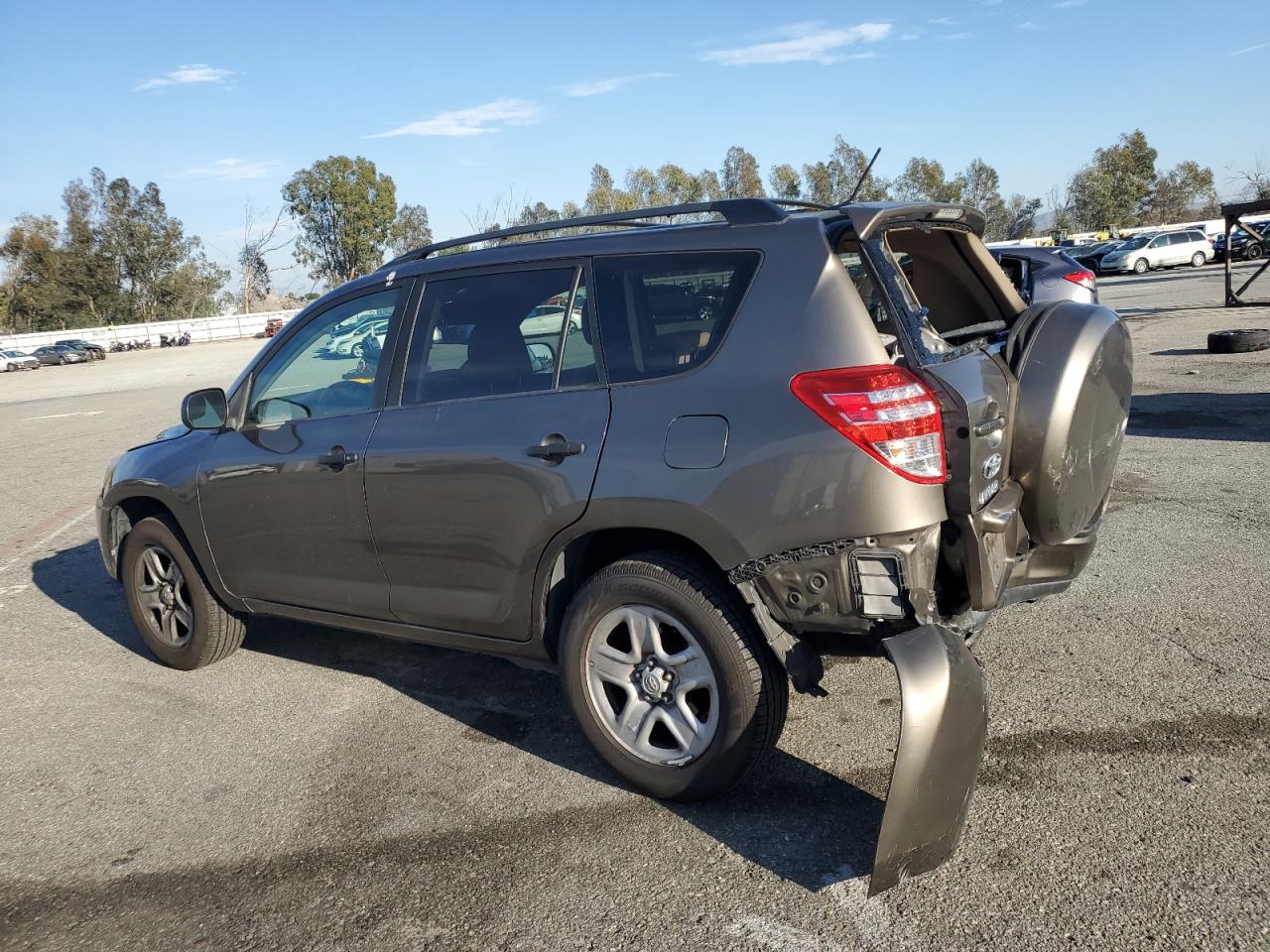 2011 Toyota RAV 4 - Image 2