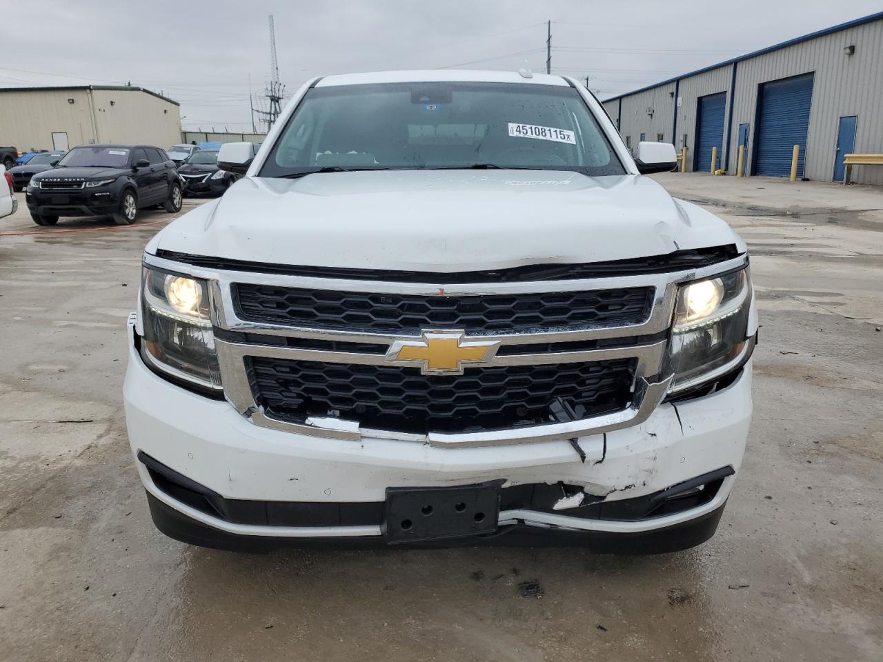 2018 Chevrolet Suburban - Image 5