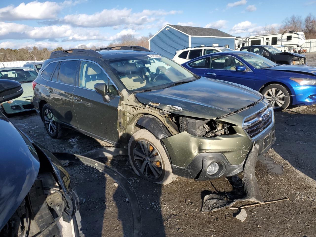 2018 Subaru Outback - Image 4