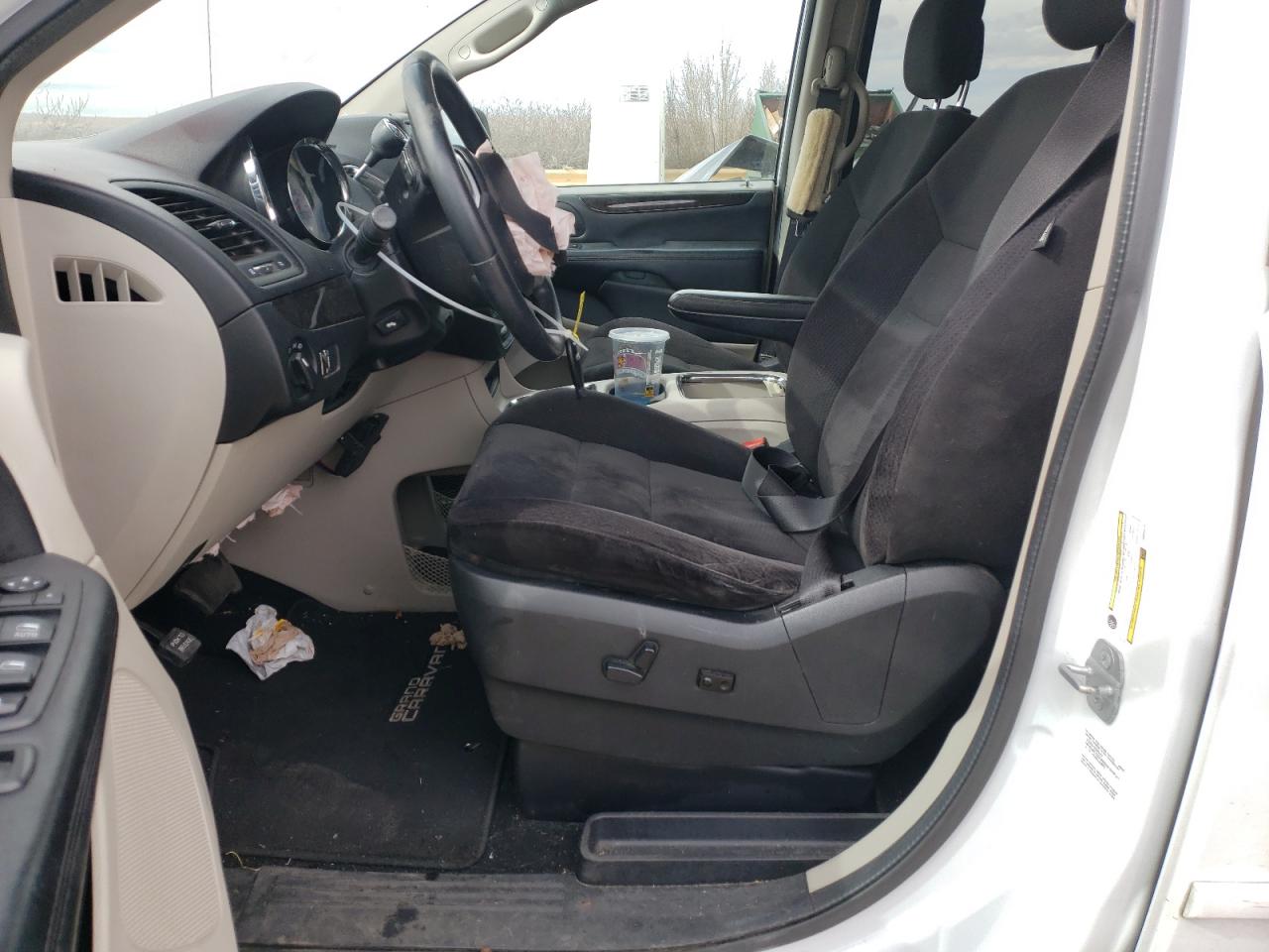 2014 Dodge Caravan - Image 7