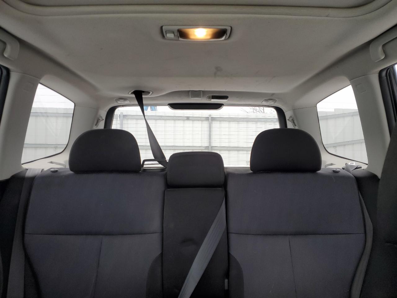 2010 Subaru Forester - Image 10