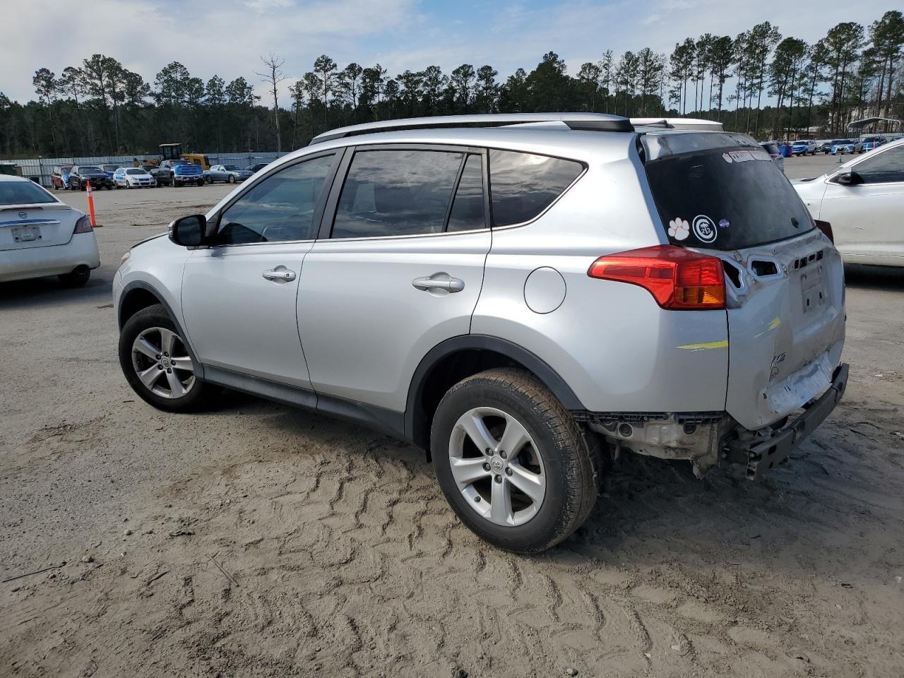 2014 Toyota RAV 4 - Image 2
