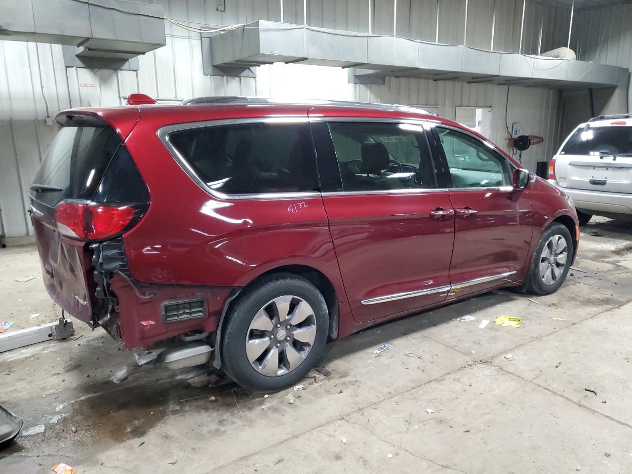 2017 Chrysler Pacifica - Image 3