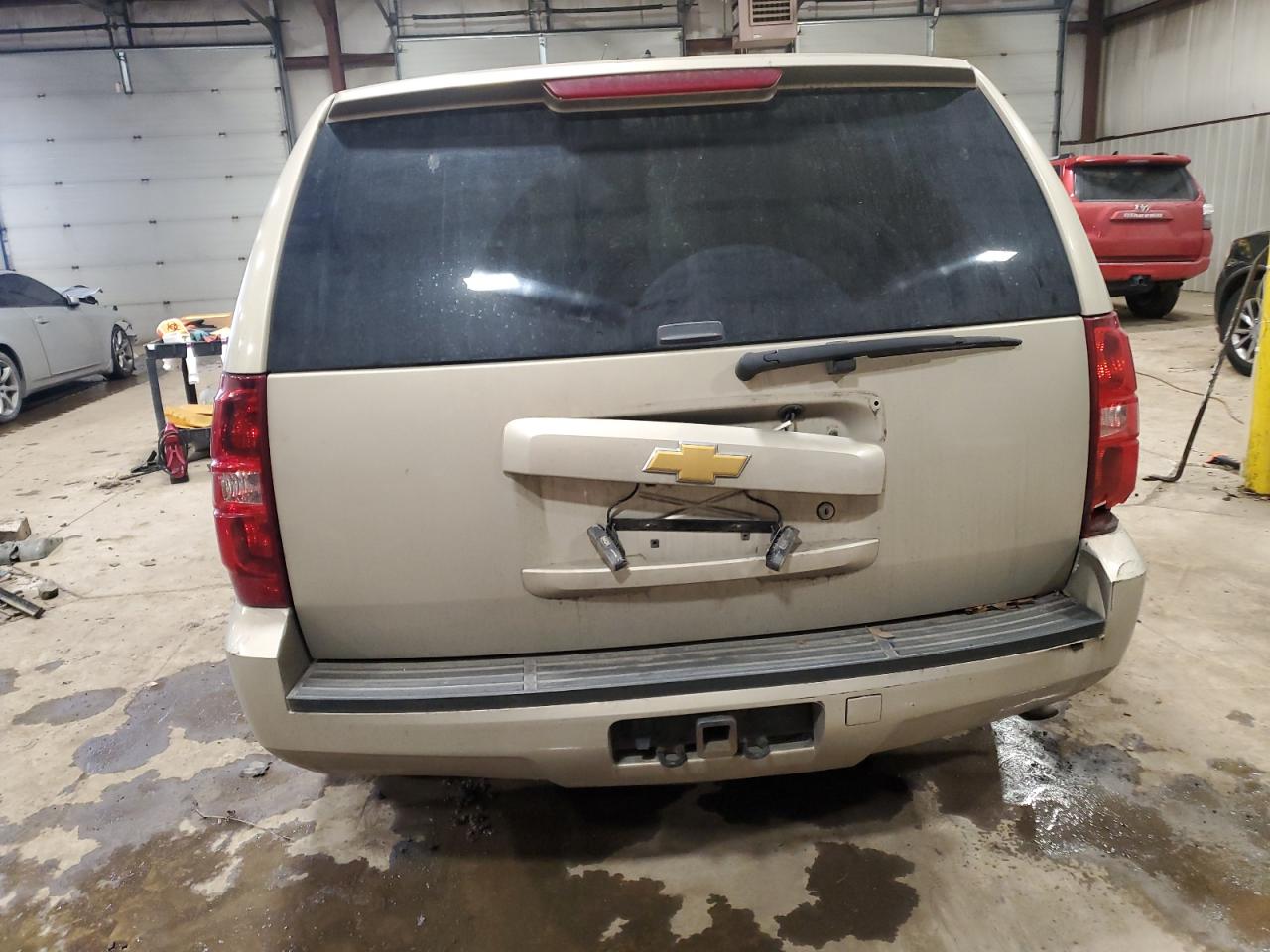 2012 Chevrolet Tahoe - Image 6