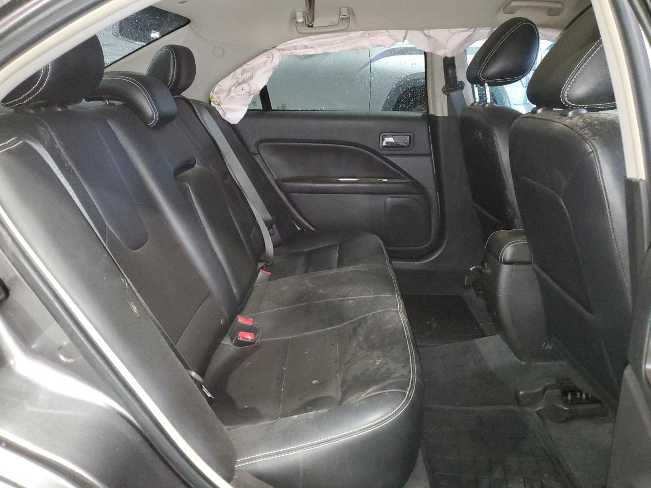 2012 Ford Fusion - Image 10