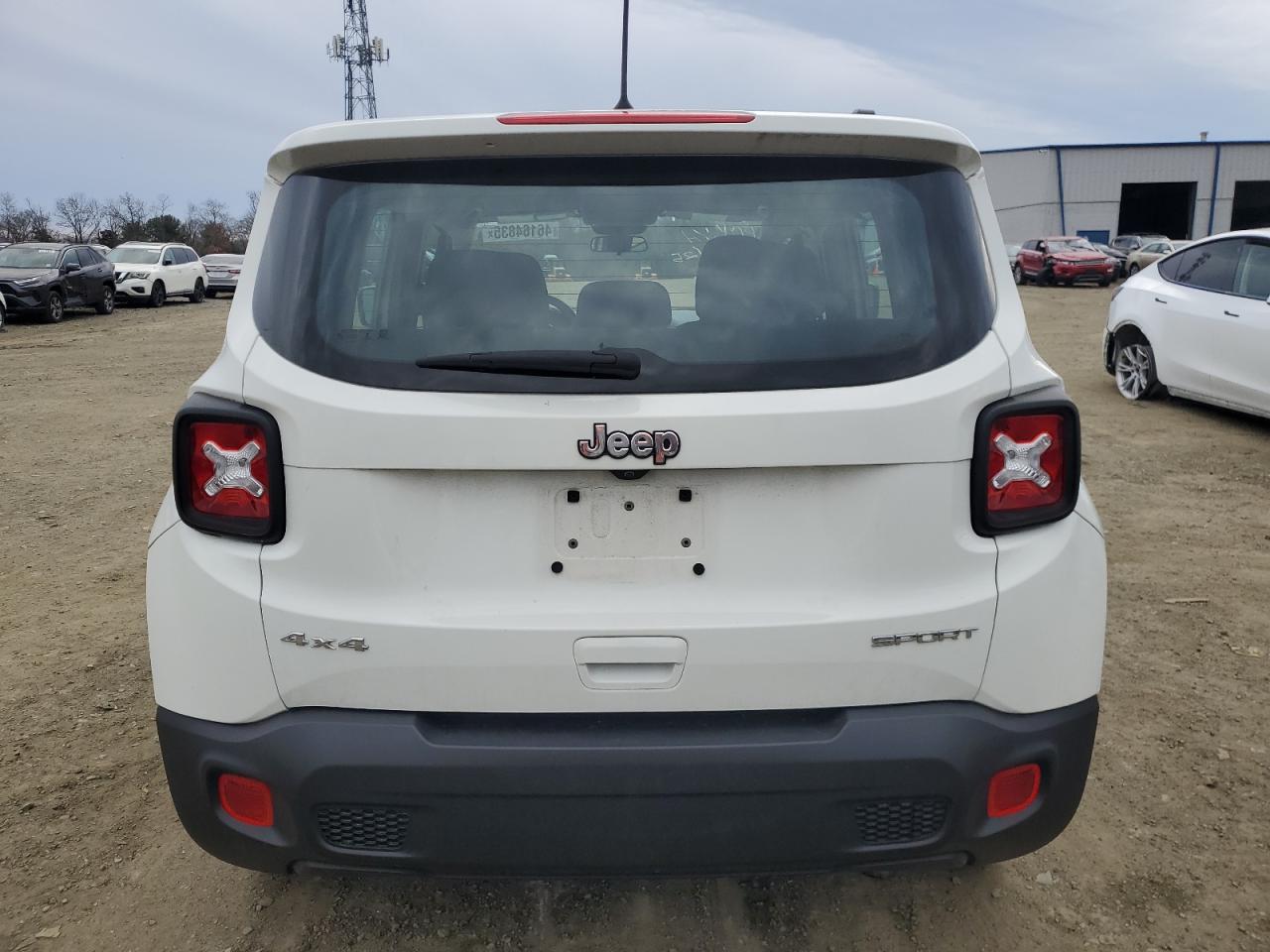 2019 Jeep Renegade - Image 6