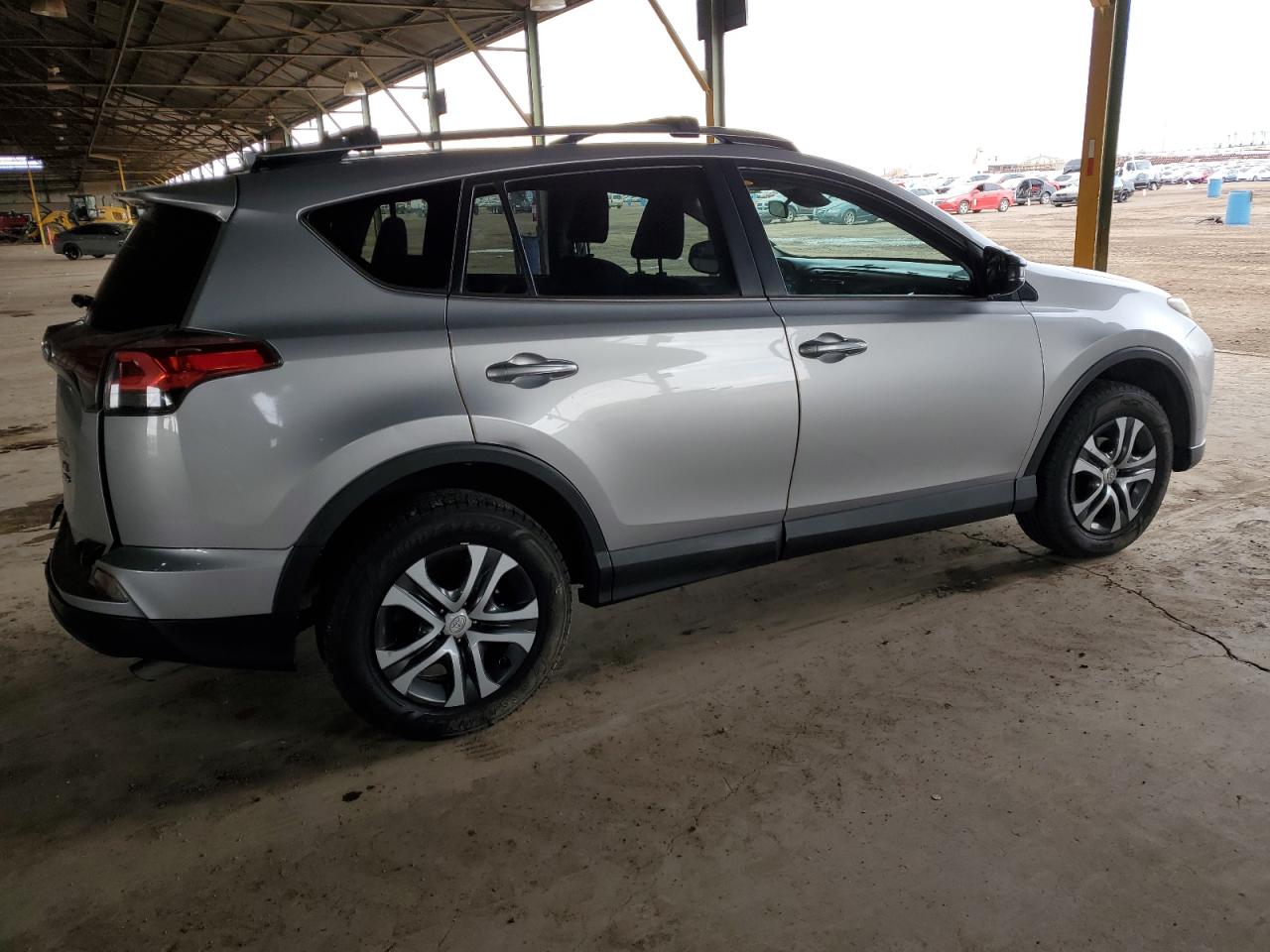 2017 Toyota RAV 4 - Image 3