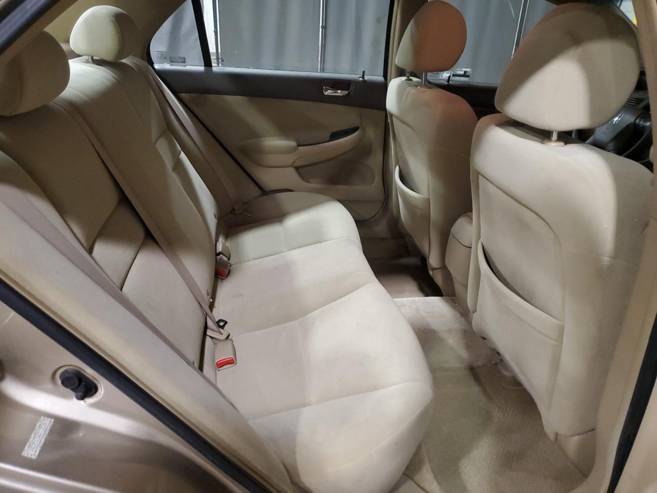 2006 Honda Accord - Image 10