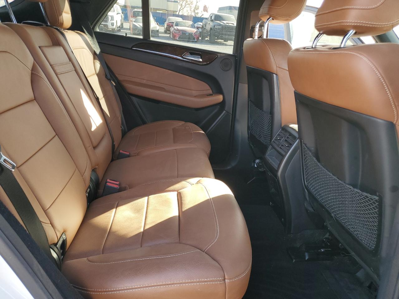 2016 Mercedes-Benz GLE - Image 12