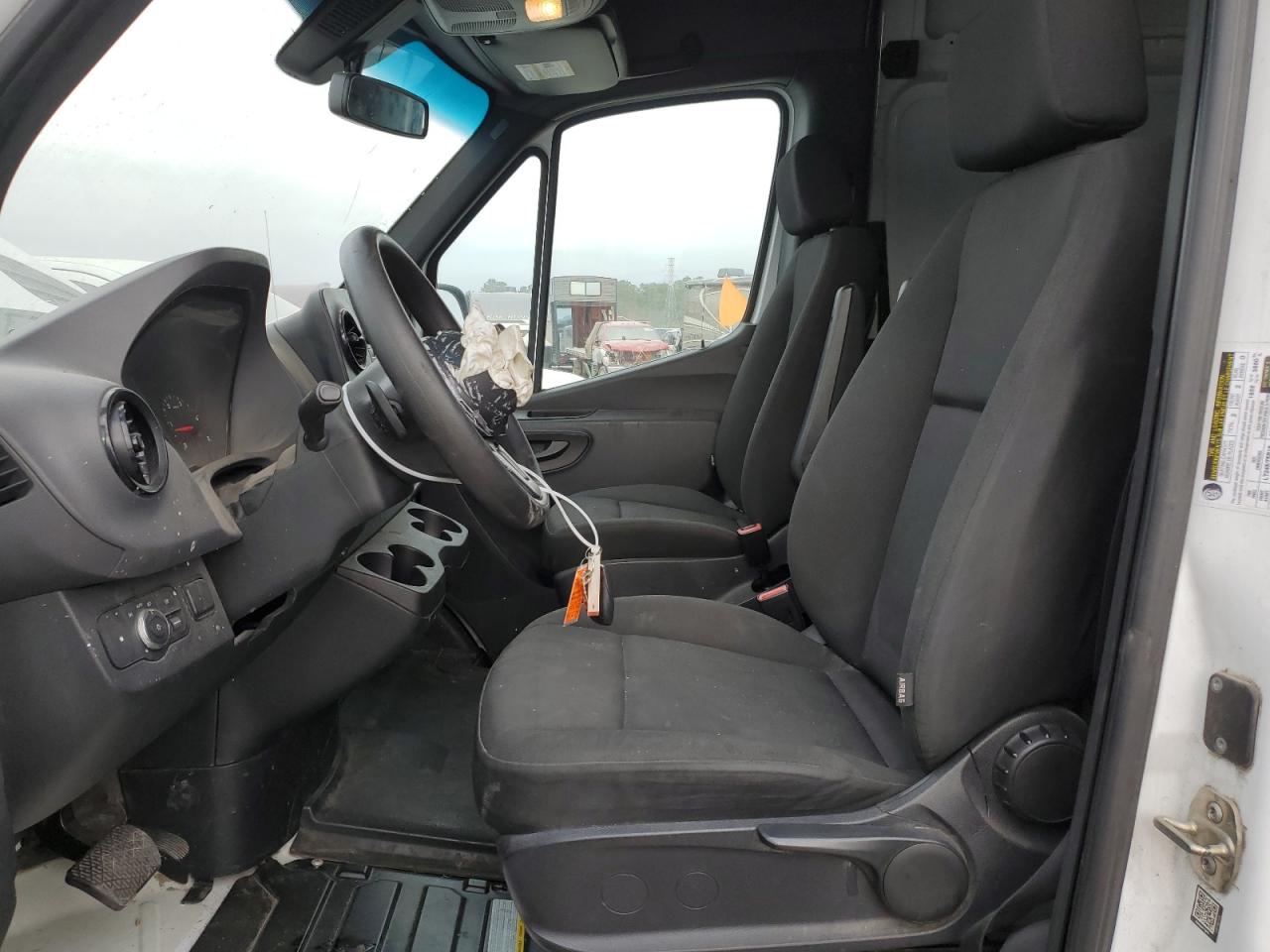2019 Mercedes-Benz Sprinter - Image 7