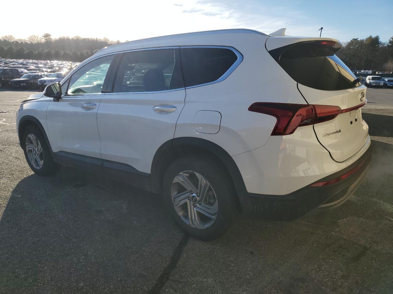 2023 Hyundai Santa Fe - Image 2