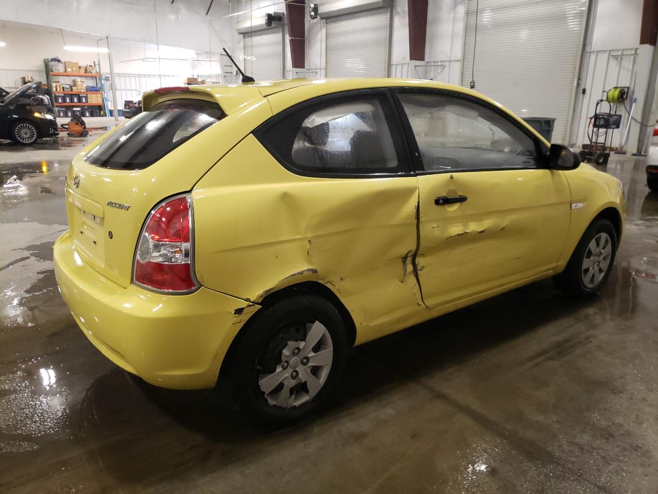 2009 Hyundai Accent - Image 3
