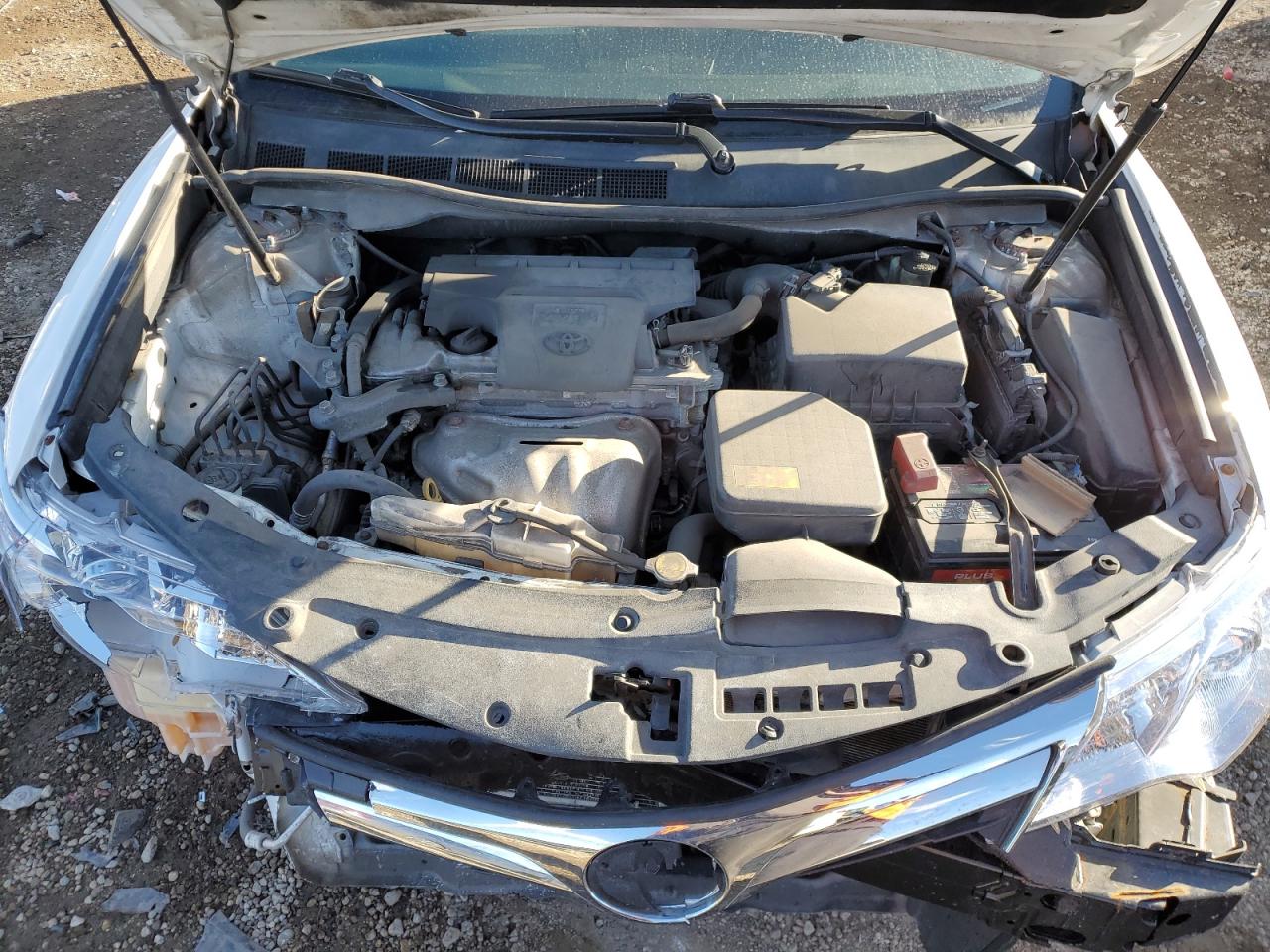2014 Toyota Camry - Image 11