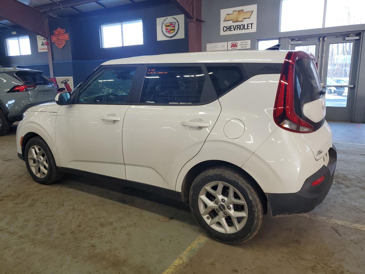 2022 Kia Soul - Image 2