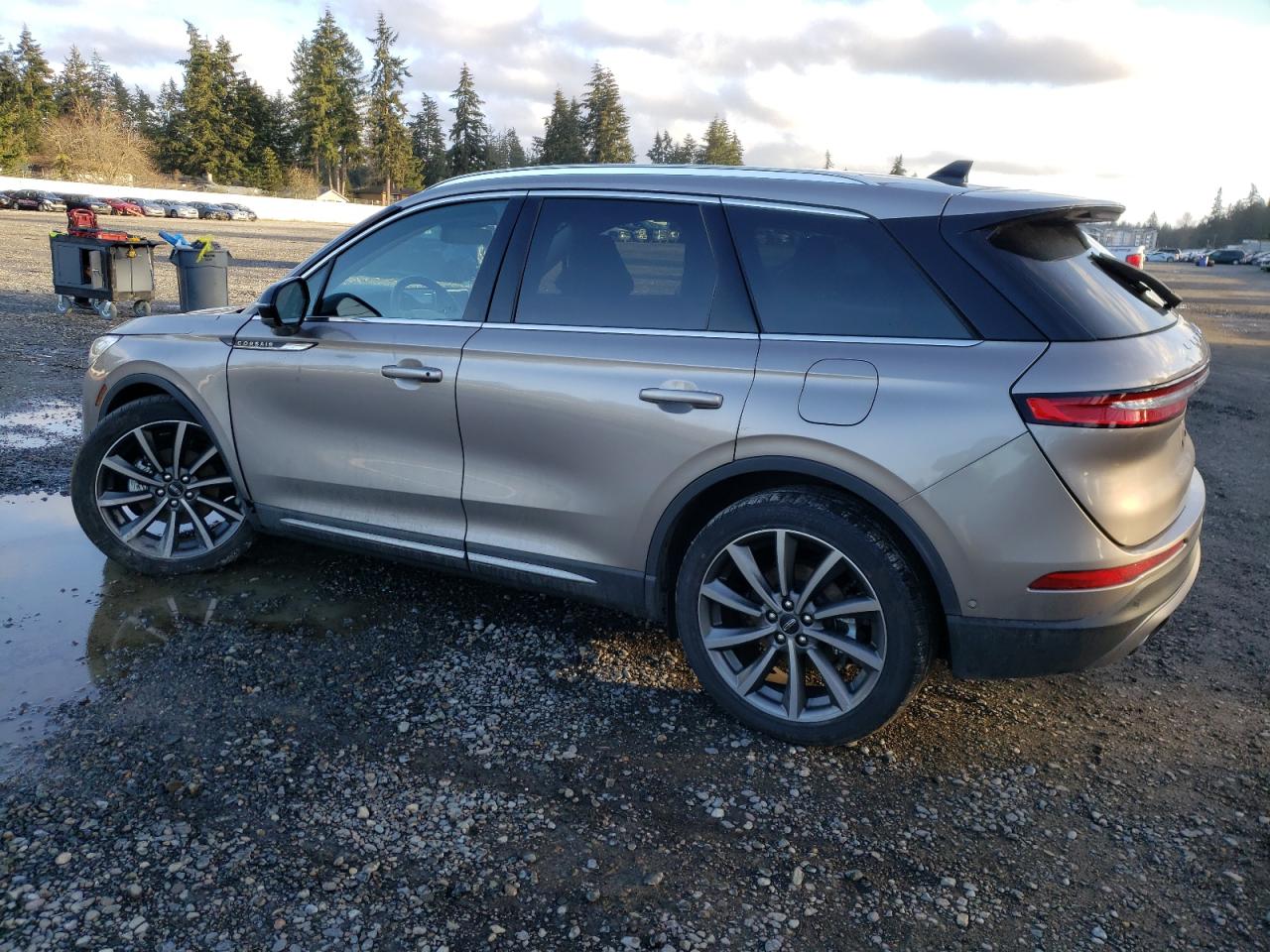 2020 Lincoln Corsair - Image 2