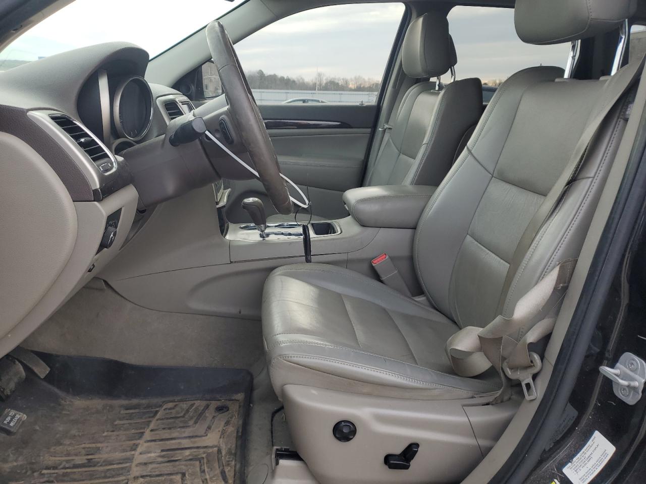 2011 Jeep Grand Cherokee - Image 7
