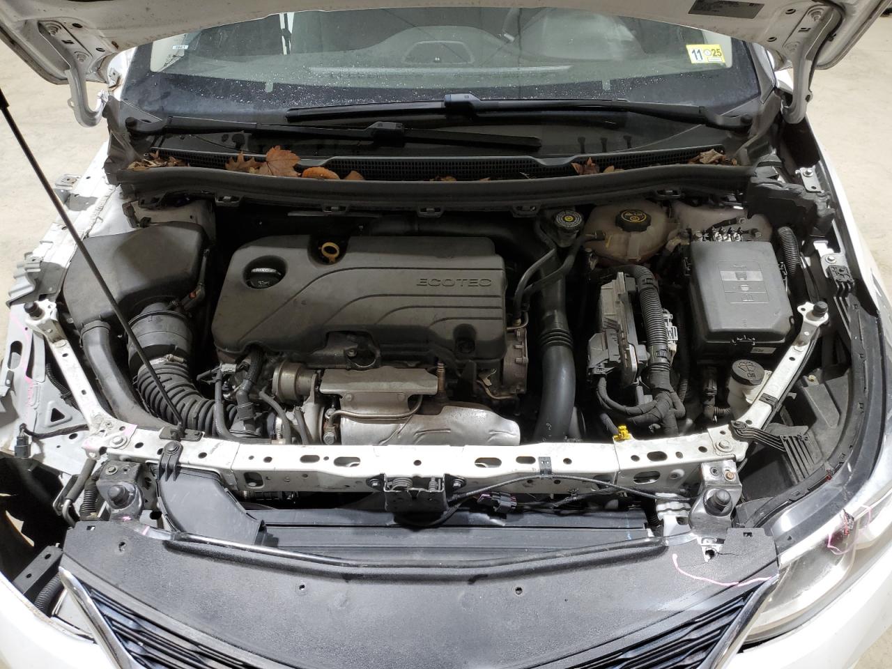 2018 Chevrolet Cruze - Image 11