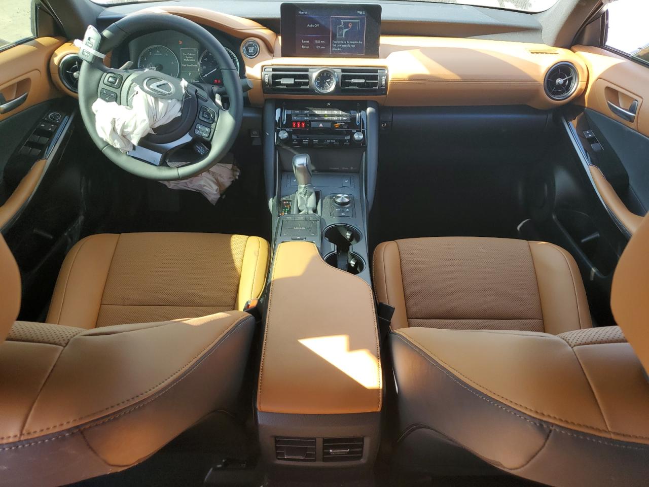 2025 Lexus IS - Image 8