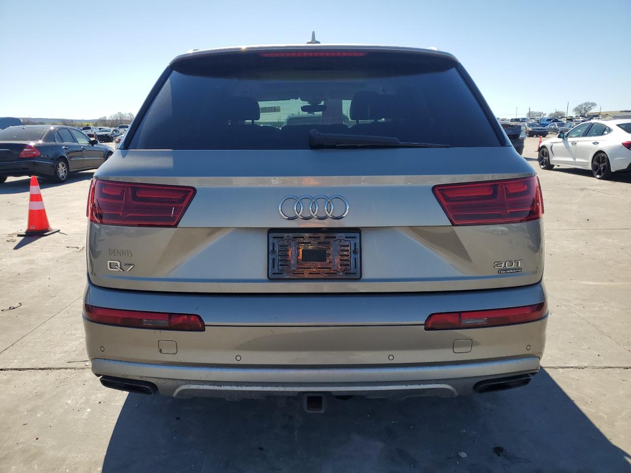 2017 Audi Q7 - Image 6