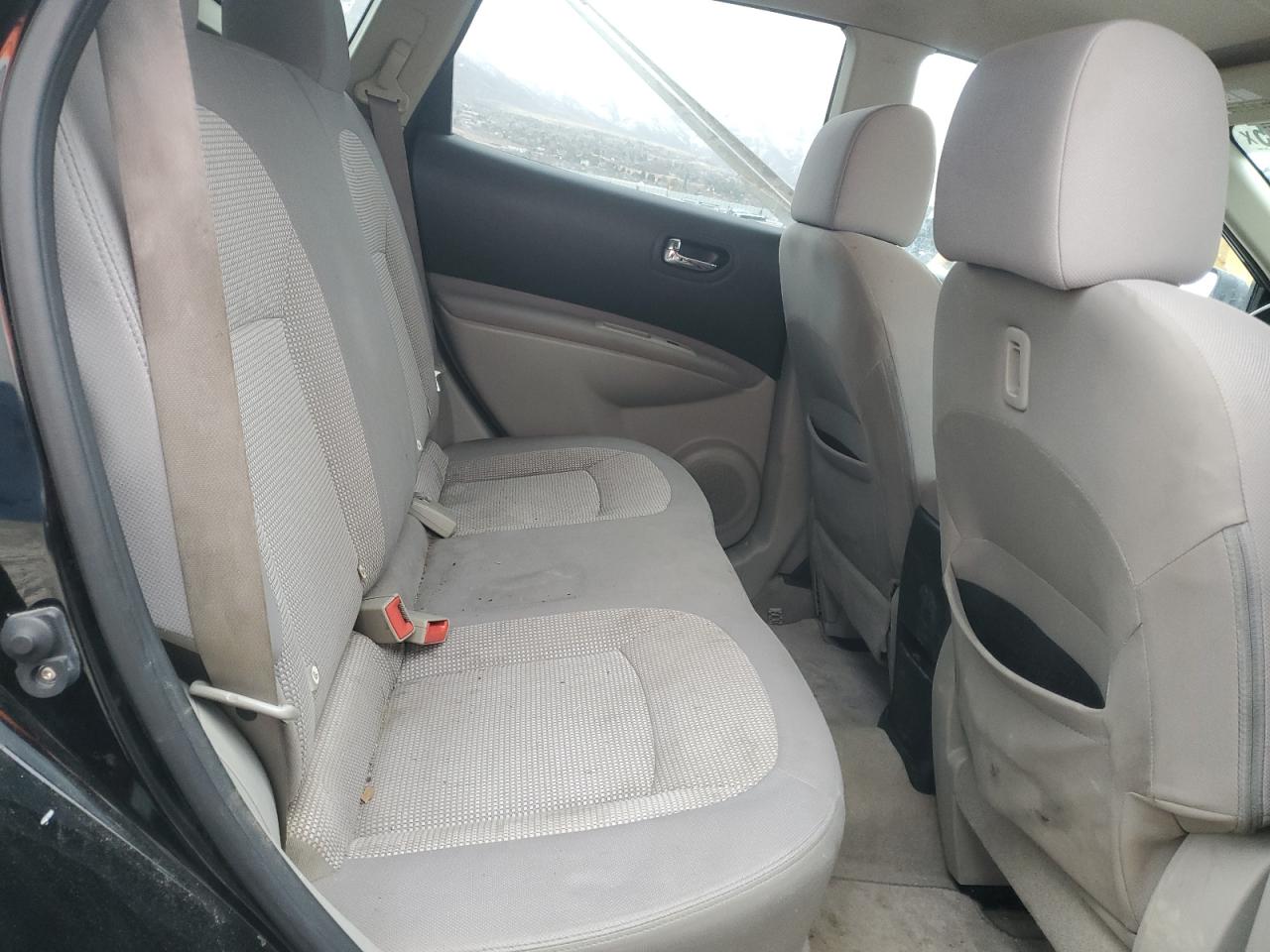 2013 Nissan Rogue - Image 11