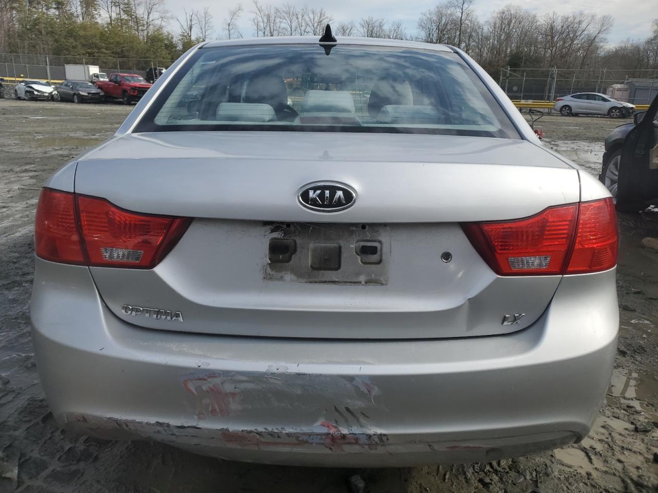 2009 Kia Optima - Image 6