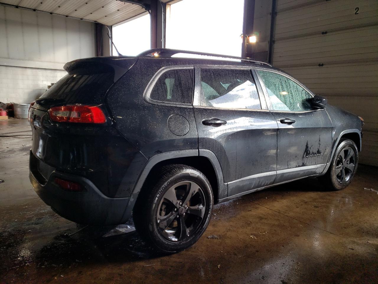 2015 Jeep Grand Cherokee - Image 3