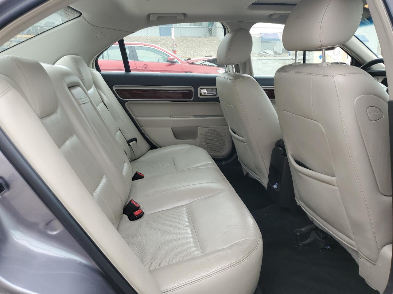 2006 Lincoln Zephyr - Image 11