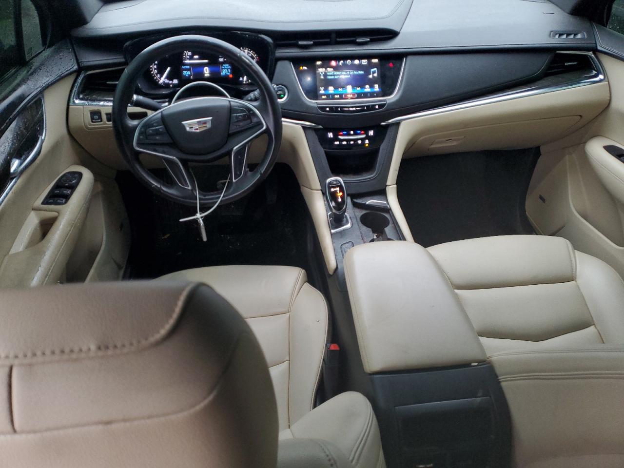 2017 Cadillac XT5 - Image 8