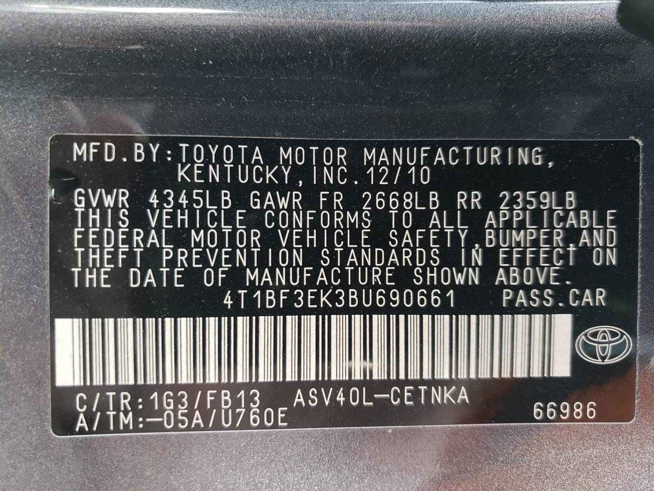 2011 Toyota Camry - Image 13