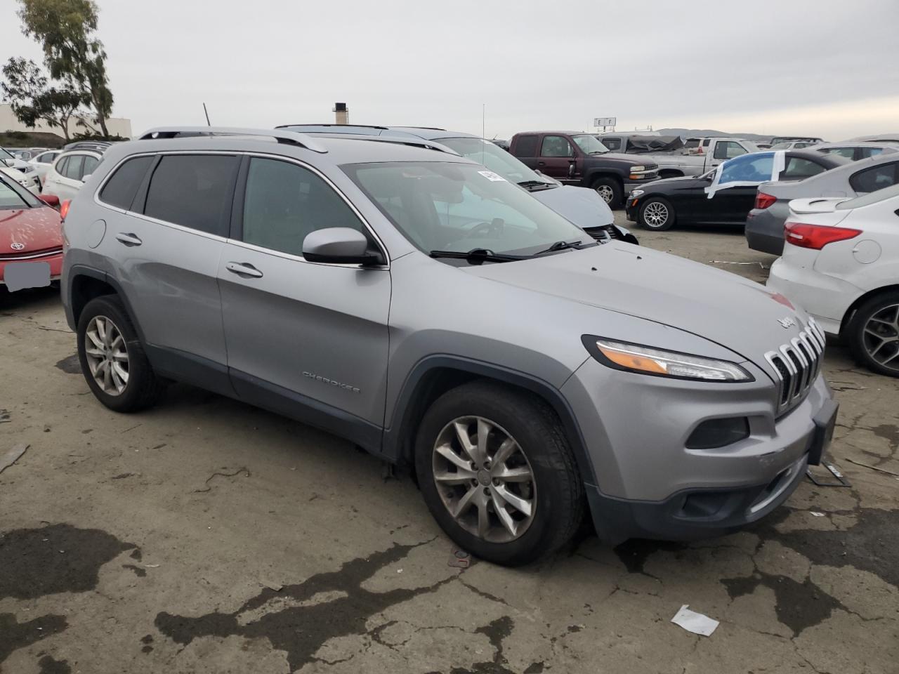 2017 Jeep Grand Cherokee - Image 4