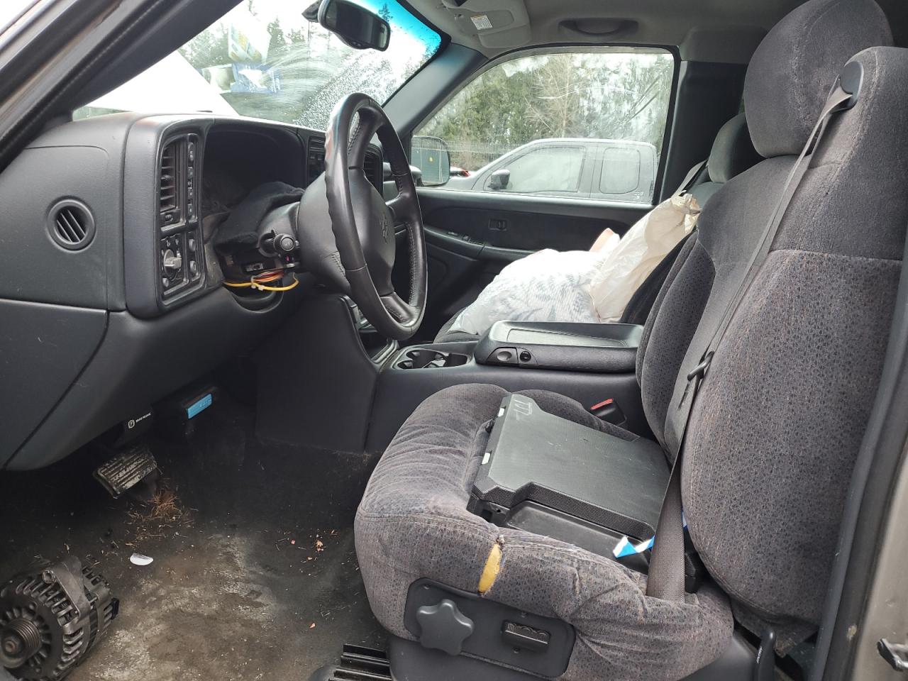 1999 Chevrolet Silverado - Image 7