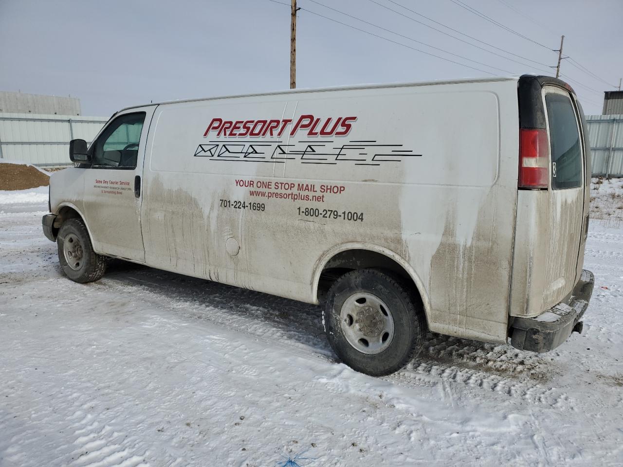 2014 Chevrolet Express - Image 2