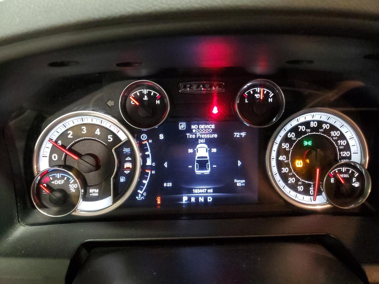 2016 RAM 1500 - Image 9