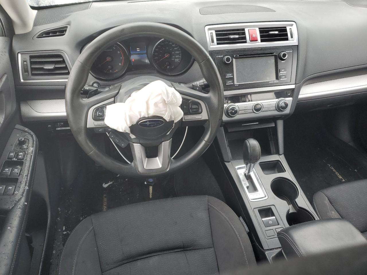 2016 Subaru Legacy - Image 8
