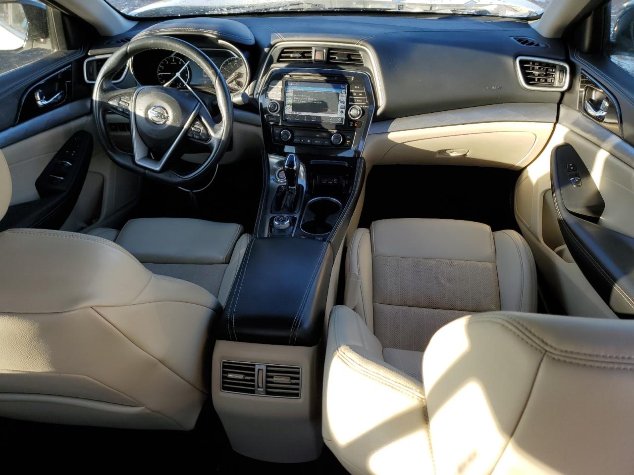 2017 Nissan Maxima - Image 8