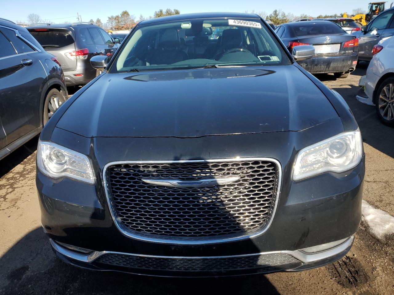 2016 Chrysler 300 - Image 5